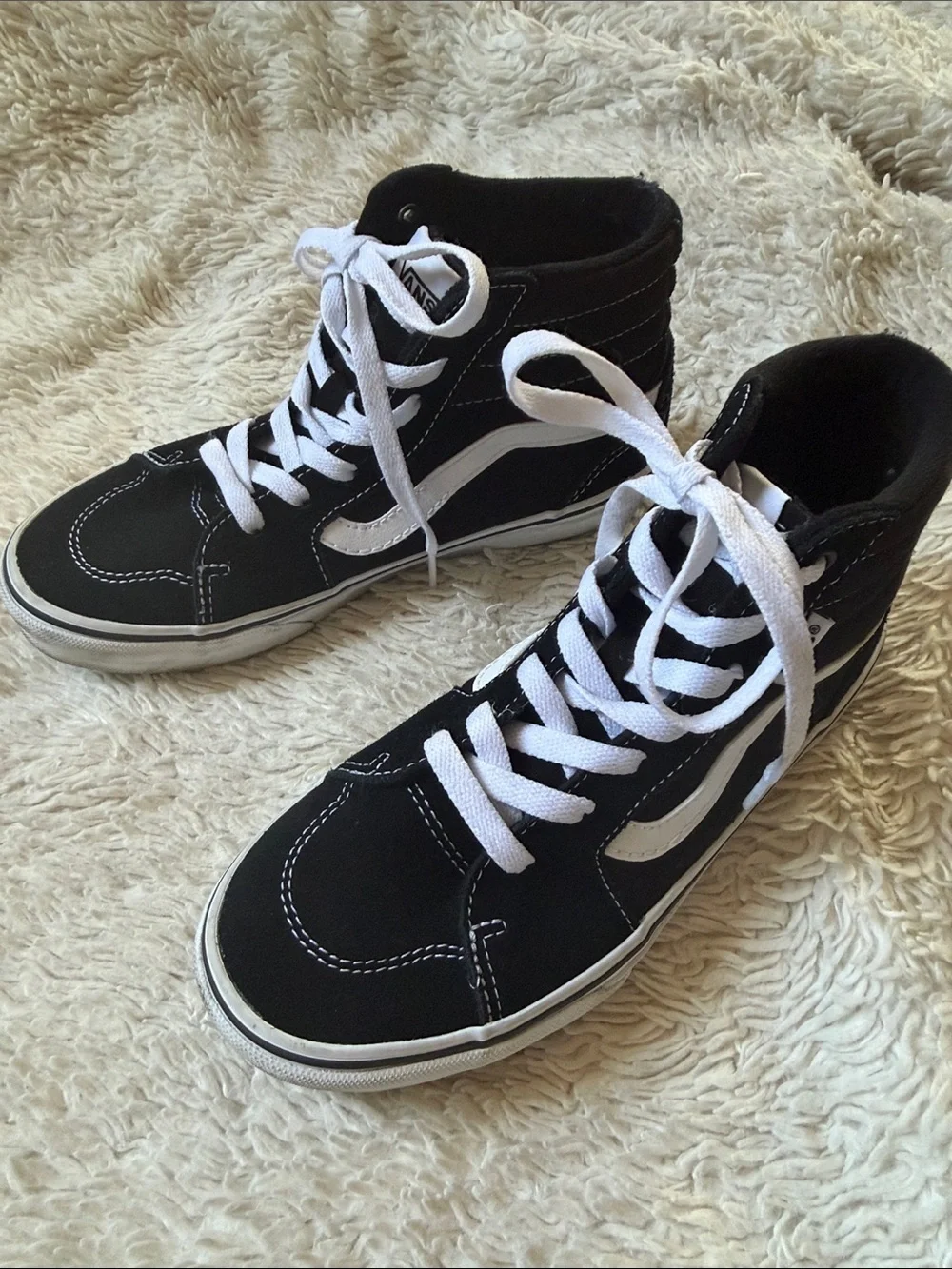 Vans Old Skool KIDS SK8-HI KIDS Boys Youth Size 4 Black High Top Suede Canvas